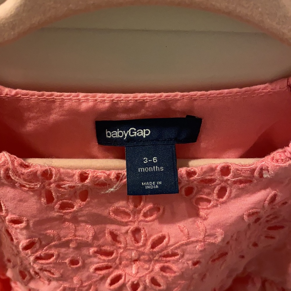 Baby gap pink eyelet dress - Picture 2 of 4